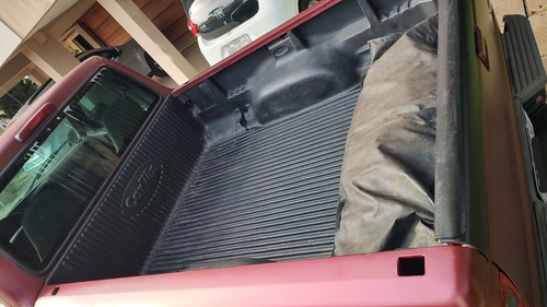 Ford Ranger 2.5 Std 6 4x2 2p
