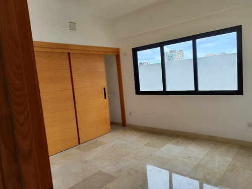 A6 .- Piantini .- 200 Metros .- 3 Dormitorios .- Con O Sin Línea Blanca *solicite El Video Del Apartamento *