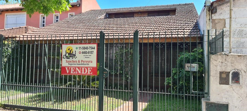 Venta Casa Haedo 6 Ambientes Con Parque 