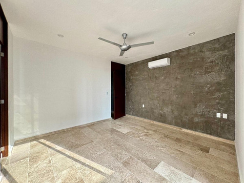 Townhouse En Venta En Temozón Norte En Merida Yucatán.