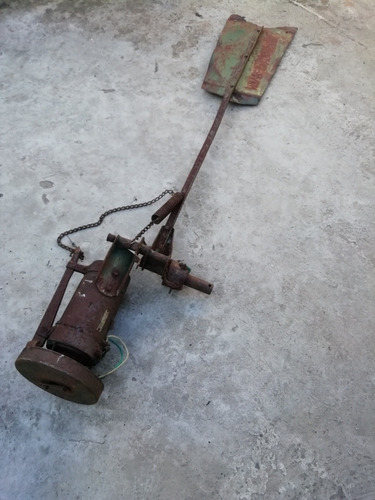 Molino De Viento 12 V Aerogenerador Antiguo (Usado)