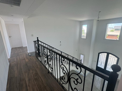 Casa En Barrio Terravista