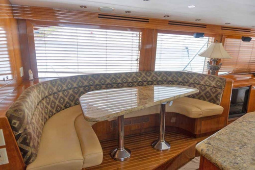 Imagen 4 de 12 de Yate Hatteras Convertible 65 Lv2151