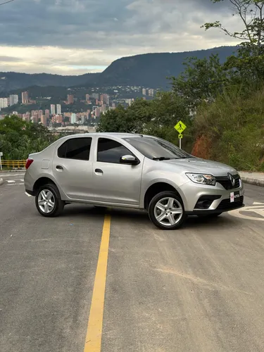 Renault Logan 1.6 Authentique / Life