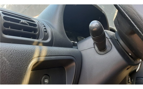 Imagem 8 de 14 de Renault Clio 1.0 Expression 16v Flex 4p Manual