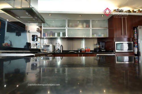 Casa De Lujo En Venta Con Alberca En Las Fuentes Cerca De La Expo