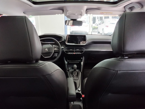 Imagen 14 de 20 de Peugeot 208 1.6l Feline Tiptronic