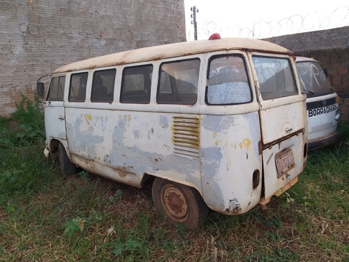 Imagem 6 de 8 de Volkswagen Kombi Samba Coruja