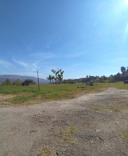 Se Vende Terreno En Lagunetica Vista Hermosa 20.000 Mts2