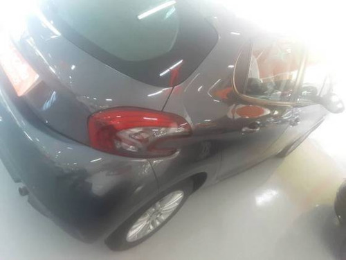 Imagem 7 de 9 de Peugeot 208 1.2 Active 12v Flex 4p Manual