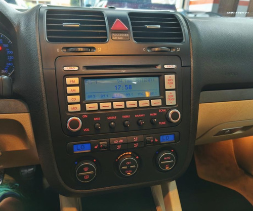 Volkswagen Jetta Variant 2.5 5p