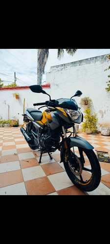 Rouser 125 2024