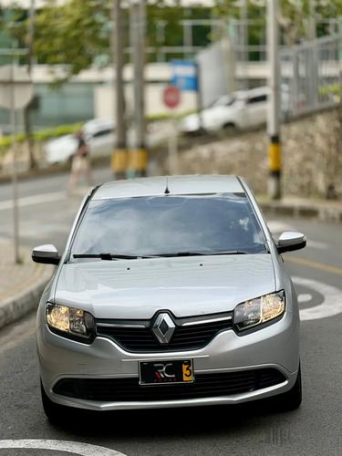 Renault Logan 1.6 Expression / Life +