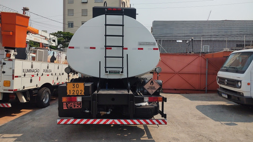 Mercedes Atego 3030 Modelo 2020 Com Tanque De Combustível