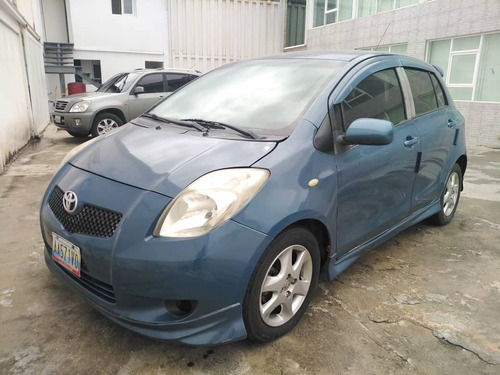 Imagen 1 de 13 de Toyota Yaris Automatico