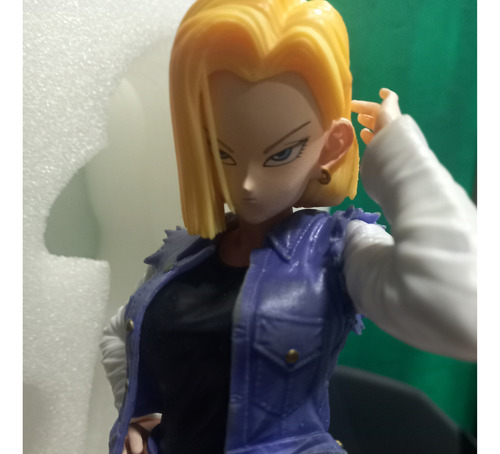 Androide 18 (lazuli). Y Krillin
