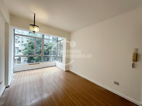 1 Dormitorio, 1 Baño, Home Estudio De 22 M2, Santiago