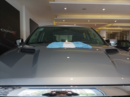 Imagen 2 de 15 de Ram 1500 Laramie 5.7l At8 Awd My2023 $