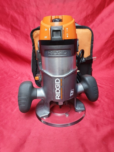 Router Ridgid  R2901 2hp De Velocidad Variable 