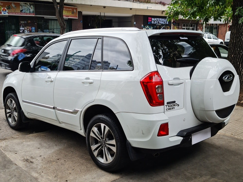 Imagen 4 de 16 de Chery Tiggo 3 2016 1.6 3 Confort