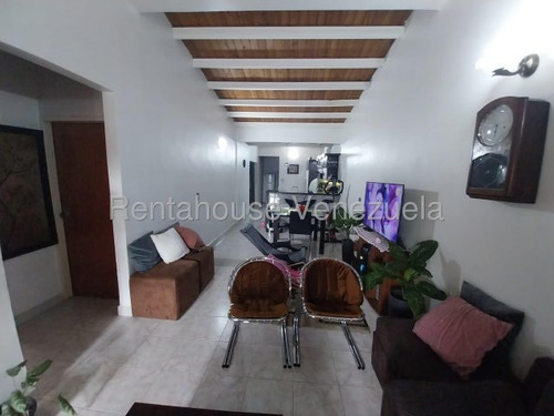 N&m Casa En Venta En Zona La Piedad Sur Cabudare Moderno