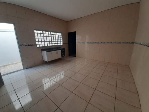 Imagem 6 de 12 de Casa À Venda, 4 Quartos, 1 Suíte, 2 Vagas, Parque São Jerônimo - Americana/sp - 22463