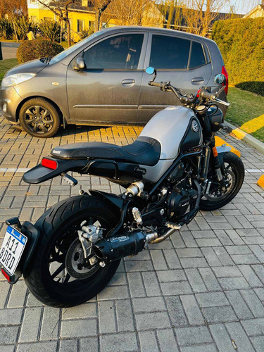 Imagen 12 de 16 de Benelli Leoncino