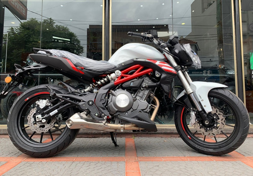 Benelli 302s - 2023 En Stock - Milano Motos