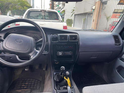 Toyota SW4 3.0 I Runner