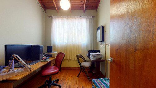 Casa En Venta En Gonnet