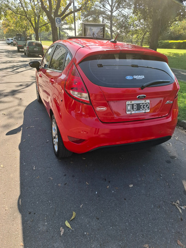 Ford Fiesta Kinetic 1.6 Design 120cv Titanium