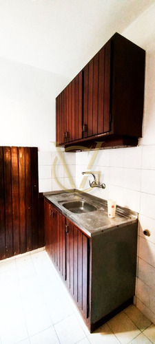 Imagen 7 de 12 de Apartamento De Dos Dormitorios En Cordón Con Patio