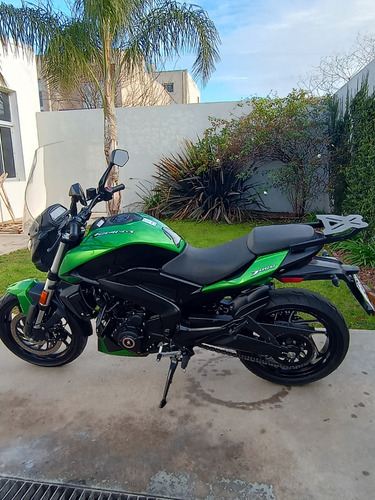 Bajaj Dominar 400 Maldonado Motos