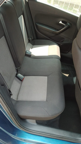 Volkswagen Vento 1.6 Confortline At