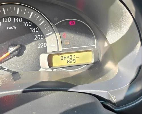 Nissan March 1.6 Sense Connect