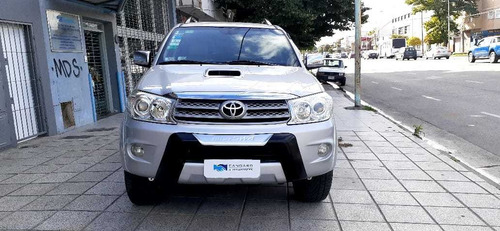 Toyota Sw4 3.0 I Srv At C/cuero 4x4 (2009) 2010