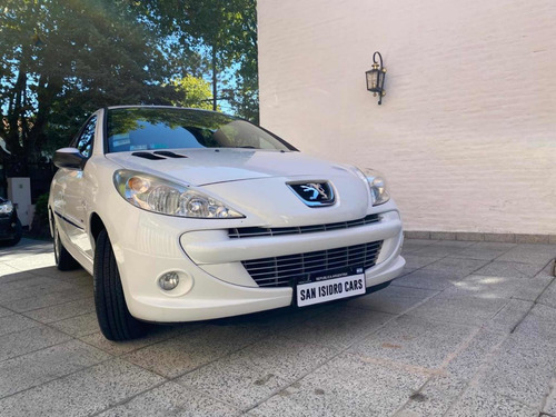 Peugeot 207 2013 1.4 Allure Hdi 70cv