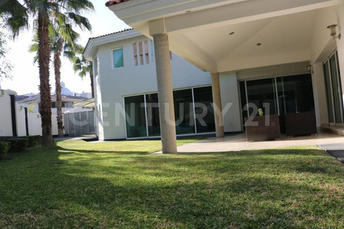 Imagen 13 de 30 de Casa En Venta, Puerta De Hierro, Zapopan, Jalisco
