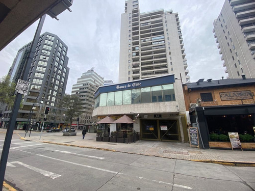 Local Comercial En Arriendo En Nueva Providencia 330 M2