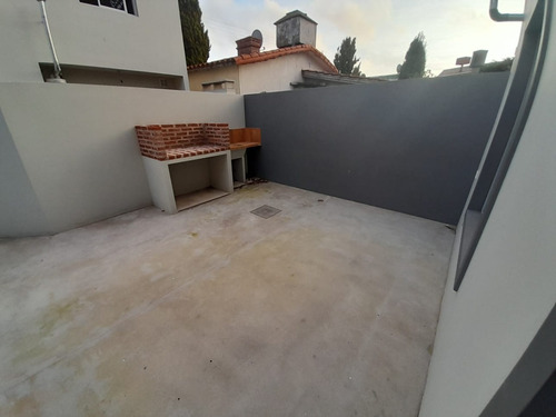 Venta Depto 2 Ambientes A Metros Del Mar Calle 70 Entre 1 Y 2 Mar Del Tuyu
