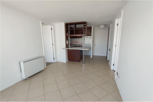 Arriendo A Una Cuadra Metro Línea 1