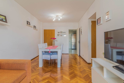 Excelente Semipiso De 4 Ambientes Reciclado En Venta | Acepta Permuta