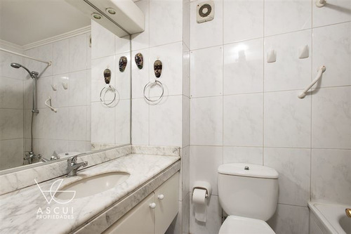 Departamento En Venta De 3 Dorm. En Las Condes