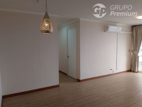 Departamento En Arriendo De 2d,2b,e Y B Con Aire Acod. Macul