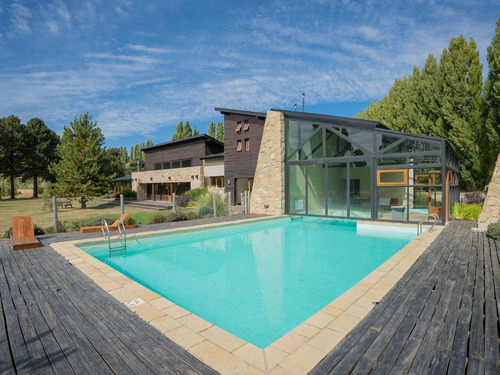 Venta De Terreno En Bariloche, B° Dos Valles
