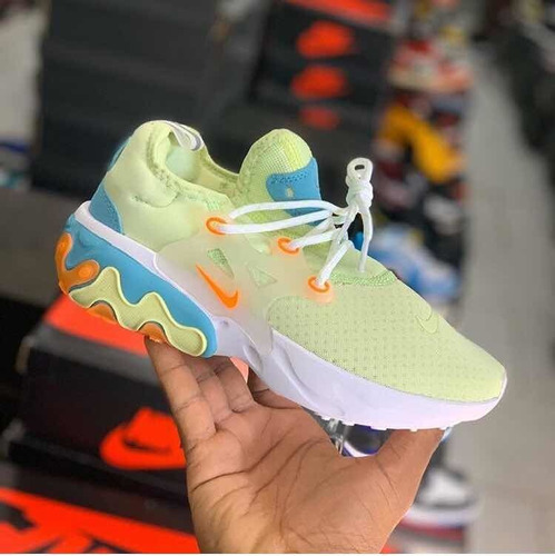 teni nike huarache