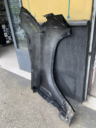 Paralama Esquerdo Land Rover Defender 2020 21 22 23 2024 (Usado)