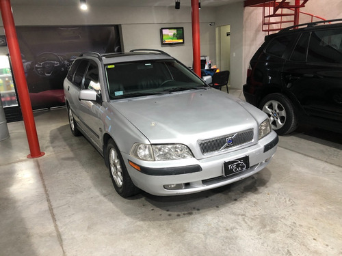 Imagen 4 de 12 de Volvo V40 2.0 At 2001