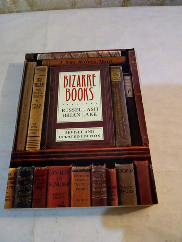 Bizarre Books De Russell Ash Brian Lake - En Ingles (usado)