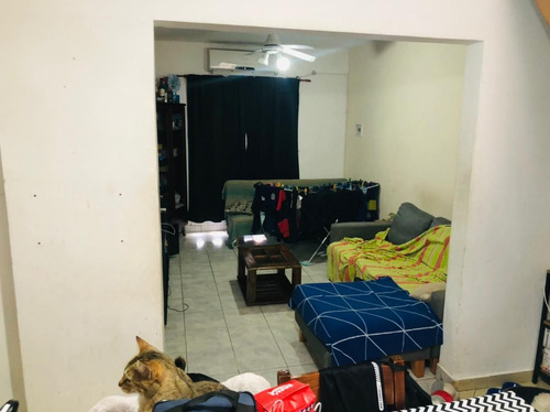 Imagen 3 de 14 de Casa En Venta En Villa De Mayo